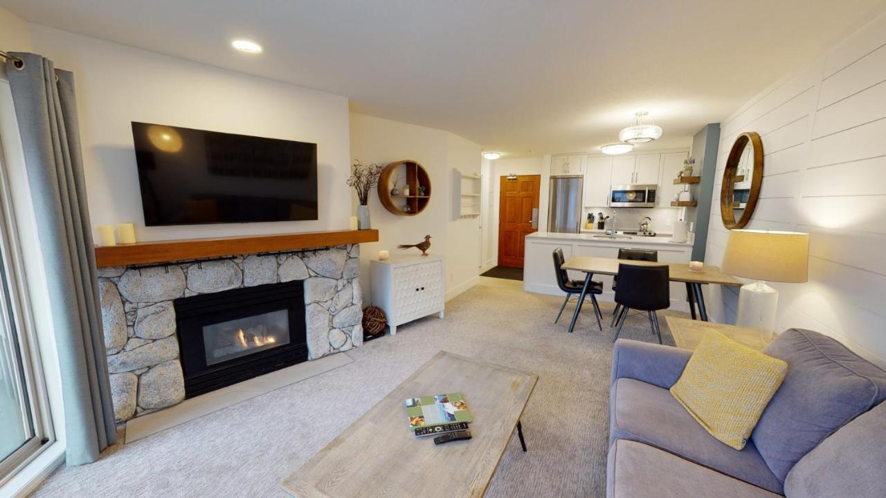The Aspens By Whistler Premier Apartment Bagian luar foto