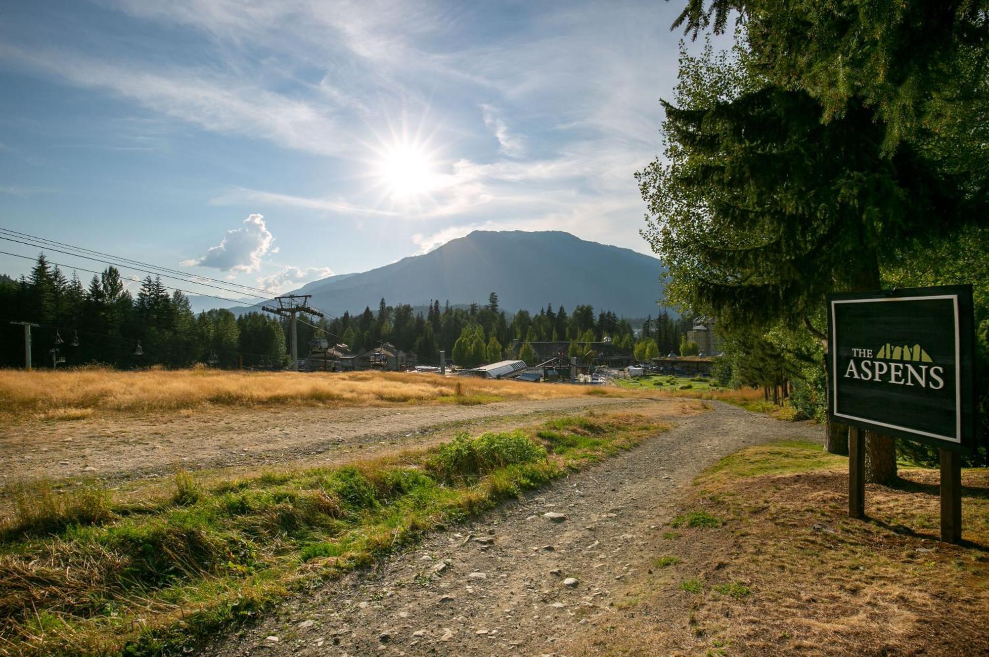 The Aspens By Whistler Premier Apartment Bagian luar foto