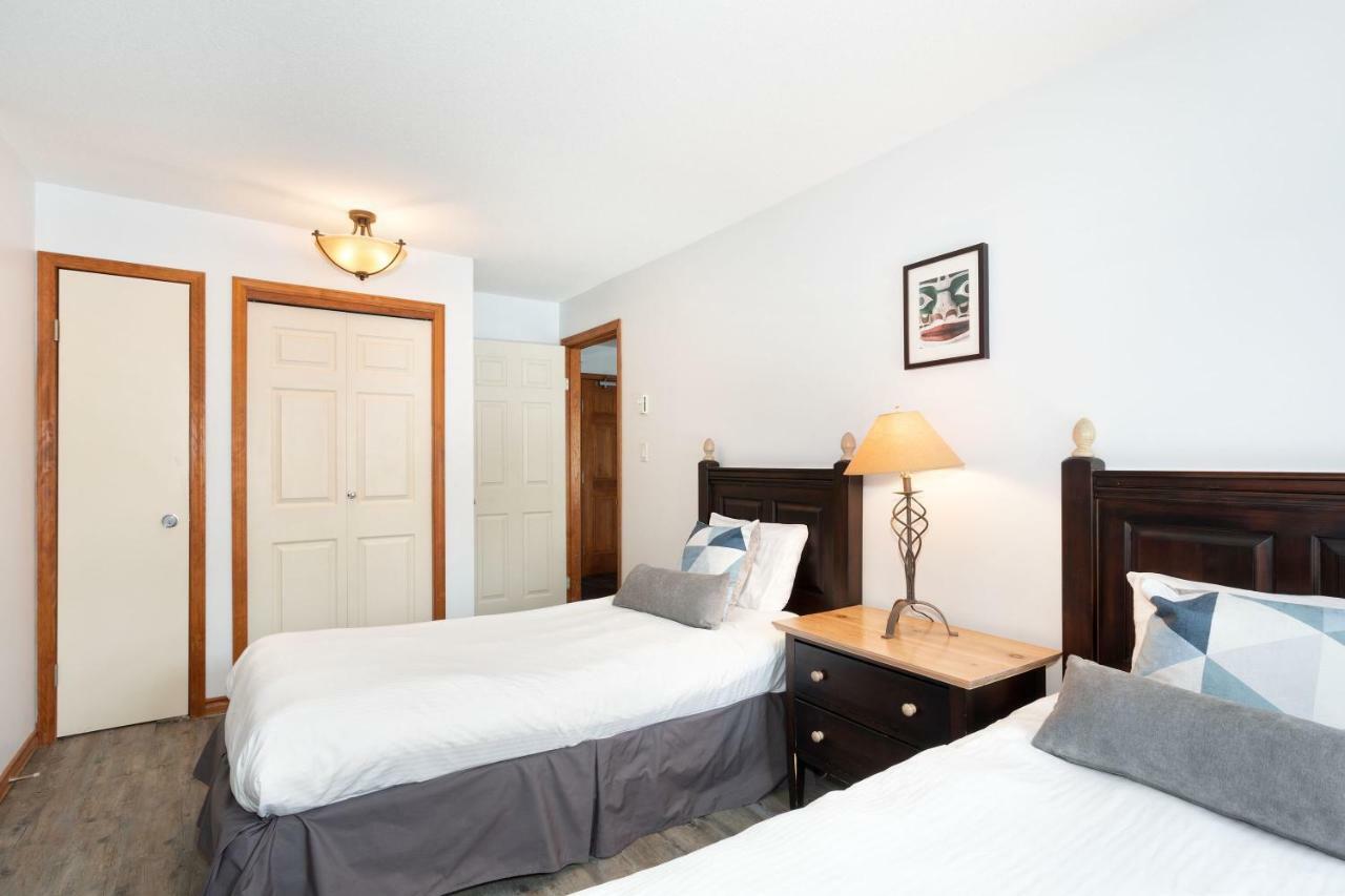 The Aspens By Whistler Premier Apartment Bagian luar foto