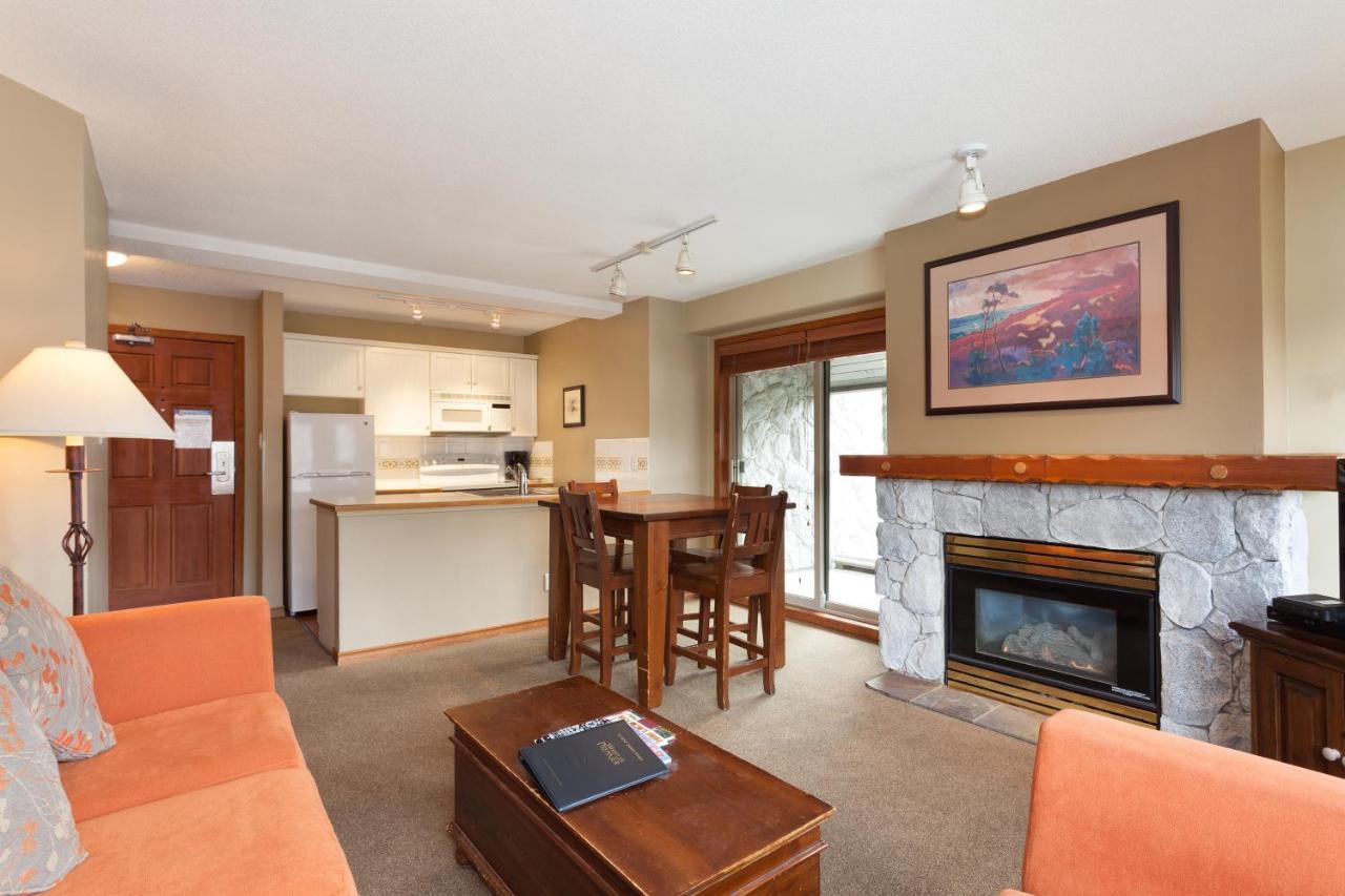 The Aspens By Whistler Premier Apartment Bagian luar foto